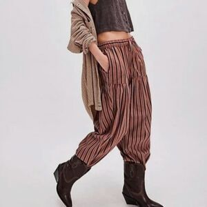 Free People Ellie Striped Pull-On Barrel Pants. NWOT Black Combo Size L